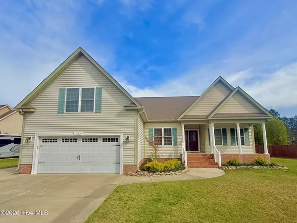 $390,000 | 123 Mom Lane, New Bern, NC 28562