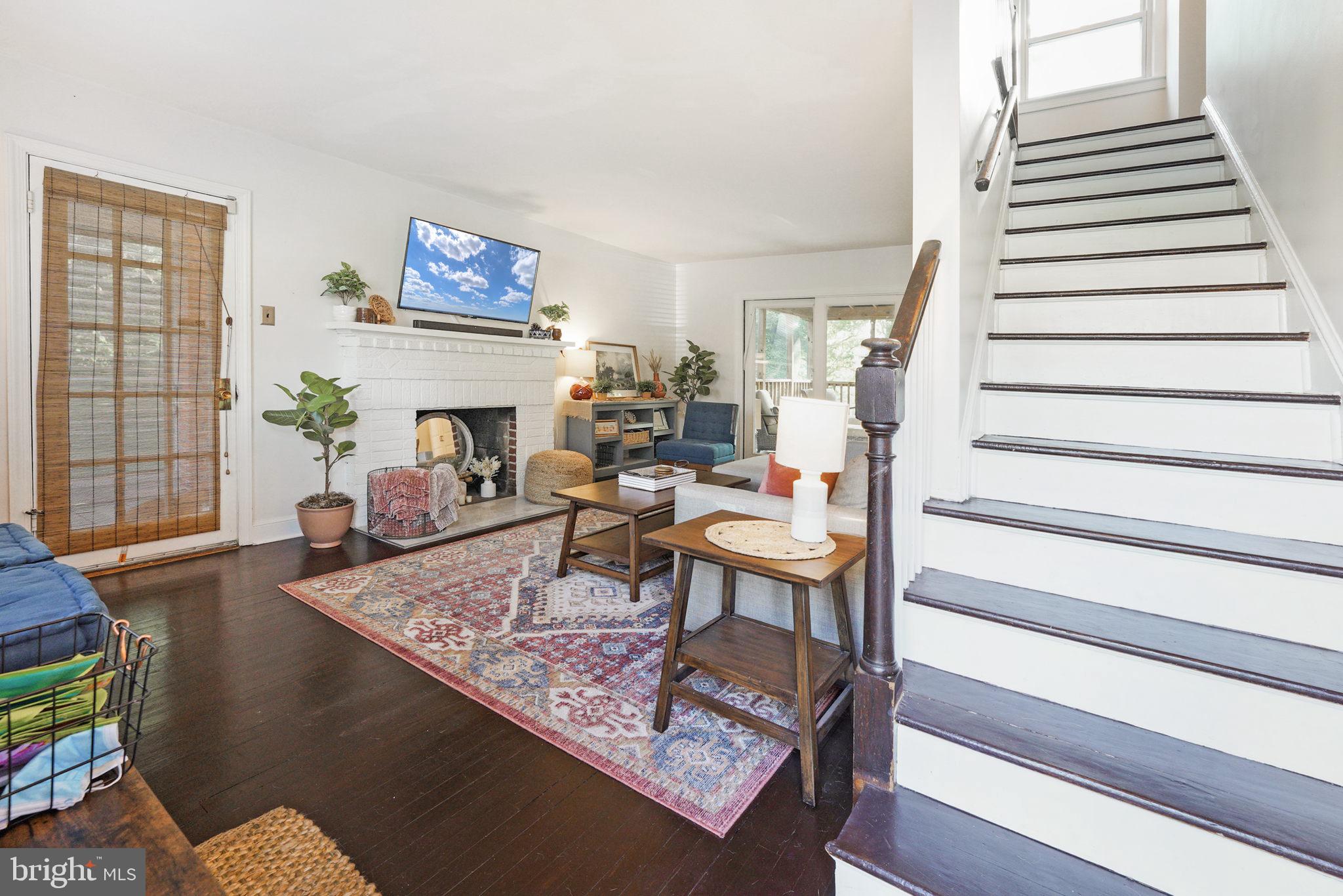 2806 Laurel Avenue Cheverly, MD 20785 - Photo 3 of 33