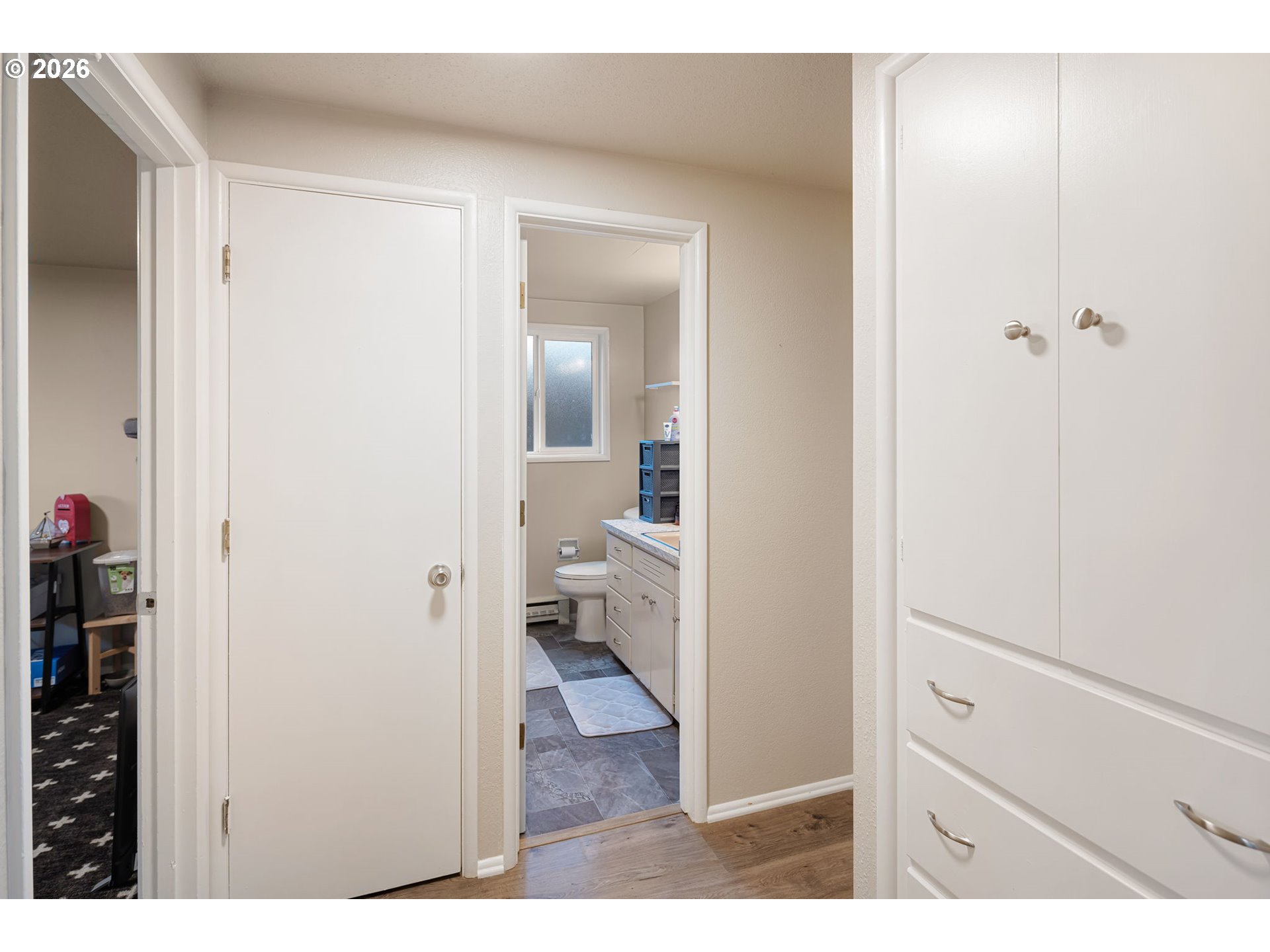 2495 Jeppesen Acres Road Eugene, OR 97401 - Photo 18 of 48