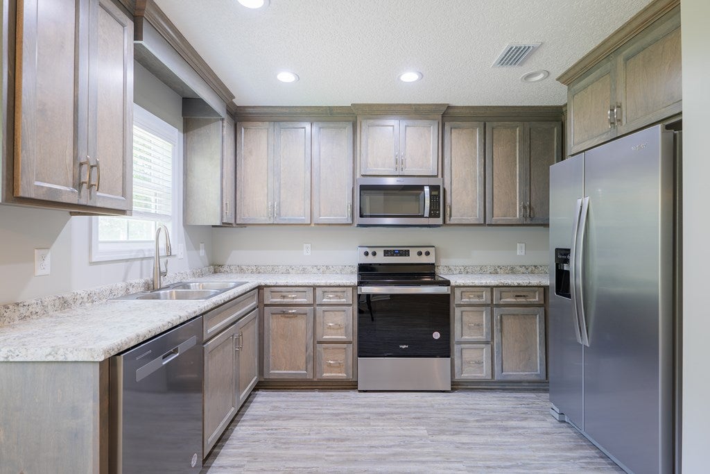 78 Trail Of Hawk Road Quitman, GA 31643 - Photo 6 of 28 Gallery Image 6