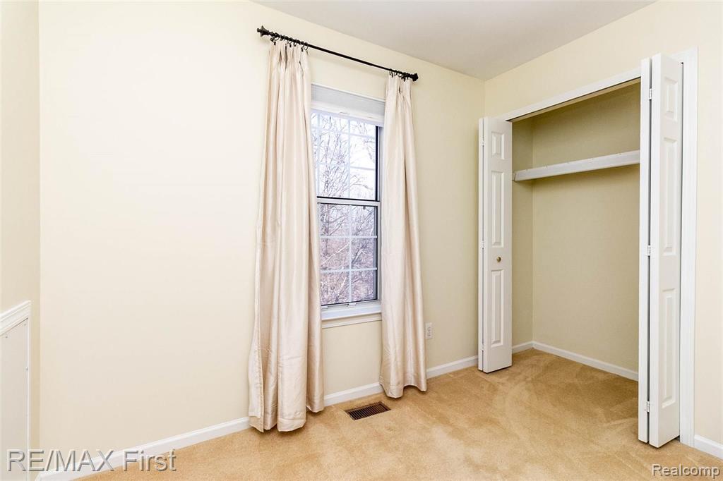 283 Whitney Drive Rochester Hills, MI 48307 - Photo 35 of 56
