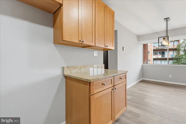 $264,900 | 5801 Quantrell Avenue, Unit 410, Alexandria, VA 22312