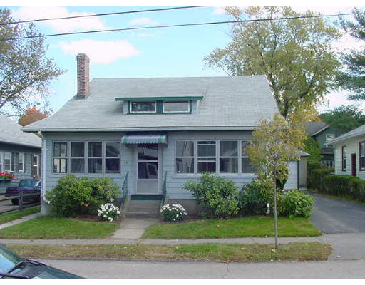 33 Albion Road Quincy, MA 02170 - Photo 4 of 5 Gallery Image 4