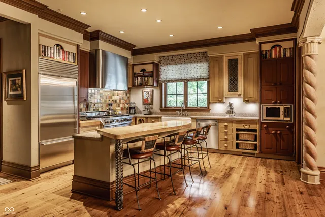 $6,950,000 | 841 Alverna Drive, Indianapolis, IN 46260