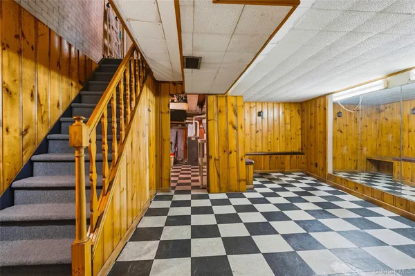 $985,000 | 64-09 Bell Boulevard | Oakland Gardens