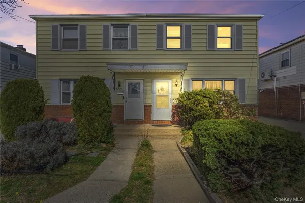 $985,000 | 64-09 Bell Boulevard | Oakland Gardens