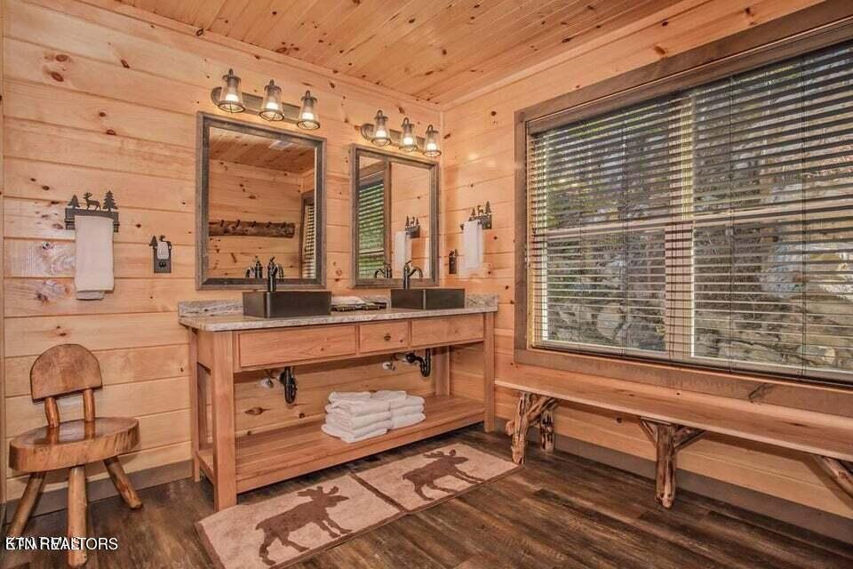 1860 Billard Way Sevierville, TN 37876 - Photo 16 of 52 QB32