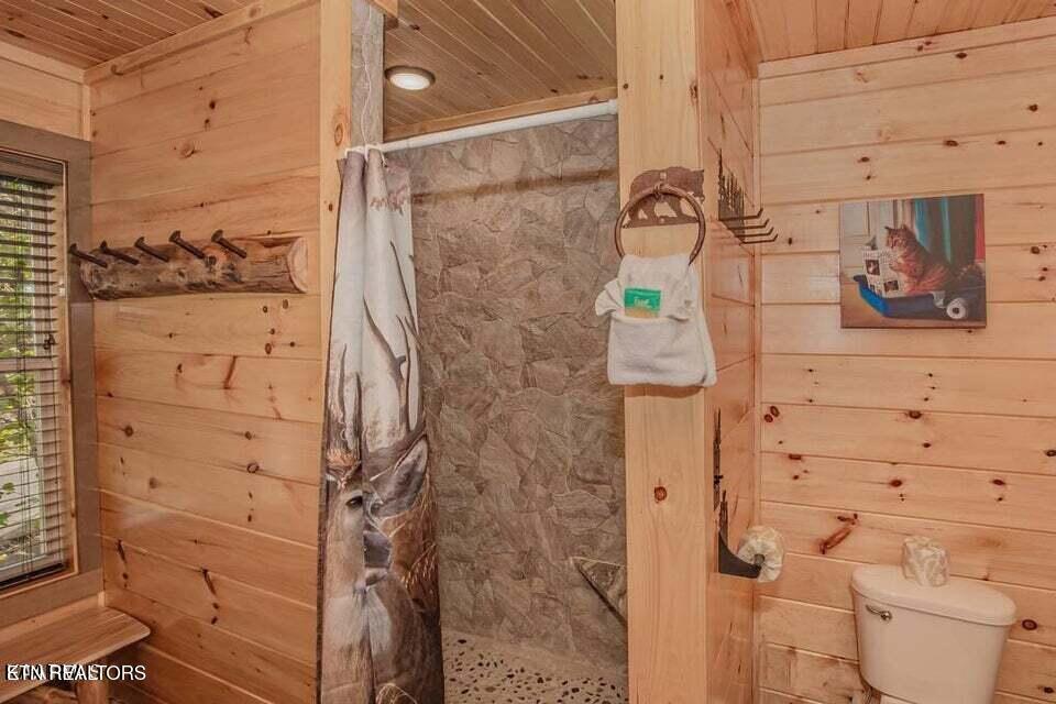 1860 Billard Way Sevierville, TN 37876 - Photo 17 of 52 QB31