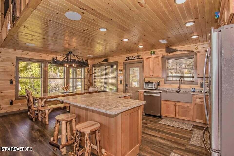 1860 Billard Way Sevierville, TN 37876 - Photo 38 of 52 QB11