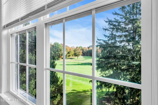 $490,000 | 394 St Andrews Place, Manalapan, NJ 07726