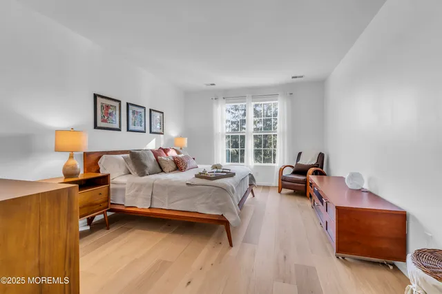 $490,000 | 394 St Andrews Place, Manalapan, NJ 07726