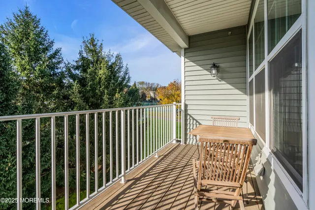 $490,000 | 394 St Andrews Place, Manalapan, NJ 07726