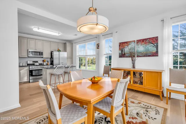 $490,000 | 394 St Andrews Place, Manalapan, NJ 07726