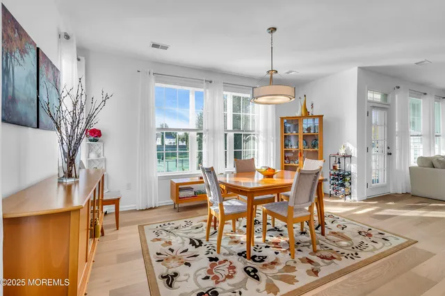 $490,000 | 394 St Andrews Place, Manalapan, NJ 07726