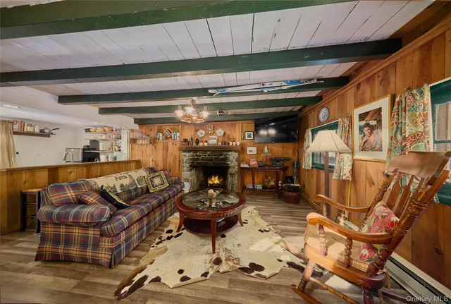 $6,000 | 356 Rossway Road, Pleasant Valley, NY 12569