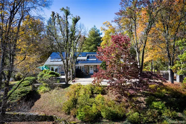 $6,000 | 356 Rossway Road, Pleasant Valley, NY 12569