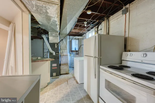 $327,900 | 3815 71st Avenue, Hyattsville, MD 20784