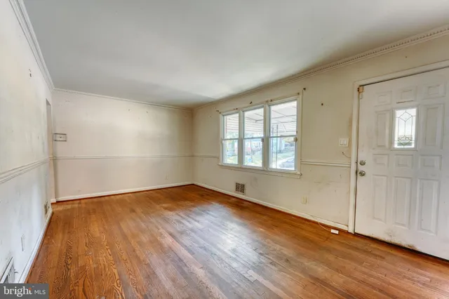 $327,900 | 3815 71st Avenue, Hyattsville, MD 20784
