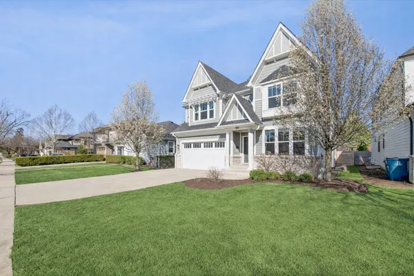 $1,575,000 | 383 North Larch Avenue, Elmhurst, IL 60126