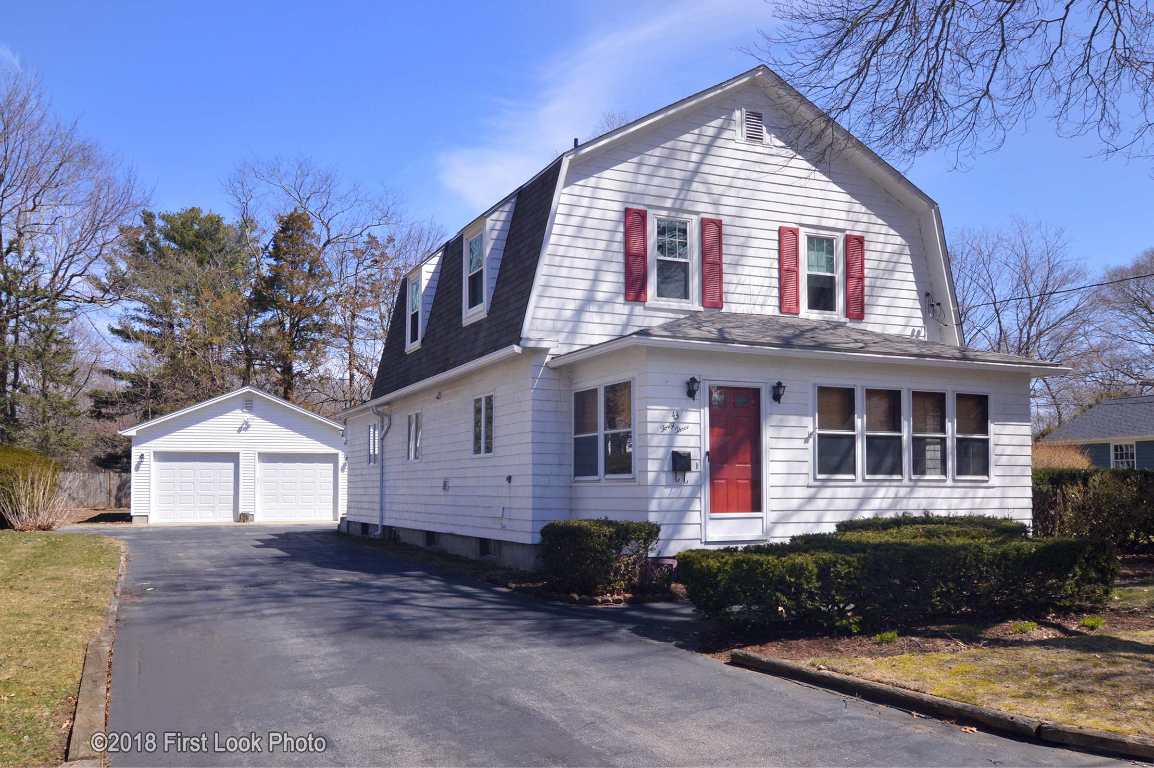 43 Lamson Road Barrington, RI 02806 - Photo 1 of 37 Gallery Image 1