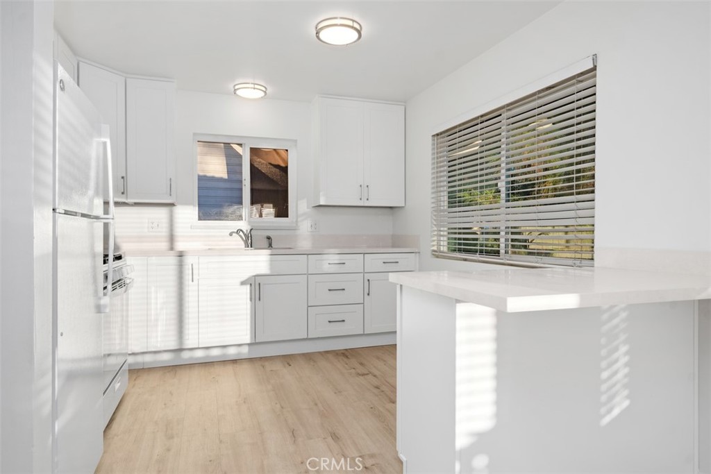 218 West Escalones, Unit C San Clemente, CA 92672 - Photo 3 of 10