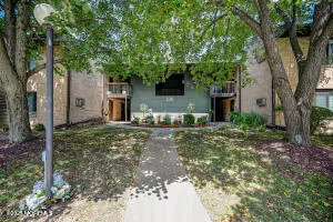 $2,400 | 236 Medford Court, Unit G, Manalapan, NJ 07726