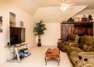 4202 Turtle Crossing Niceville, FL 32578 - Photo 16 of 17 Macgregor rental family room