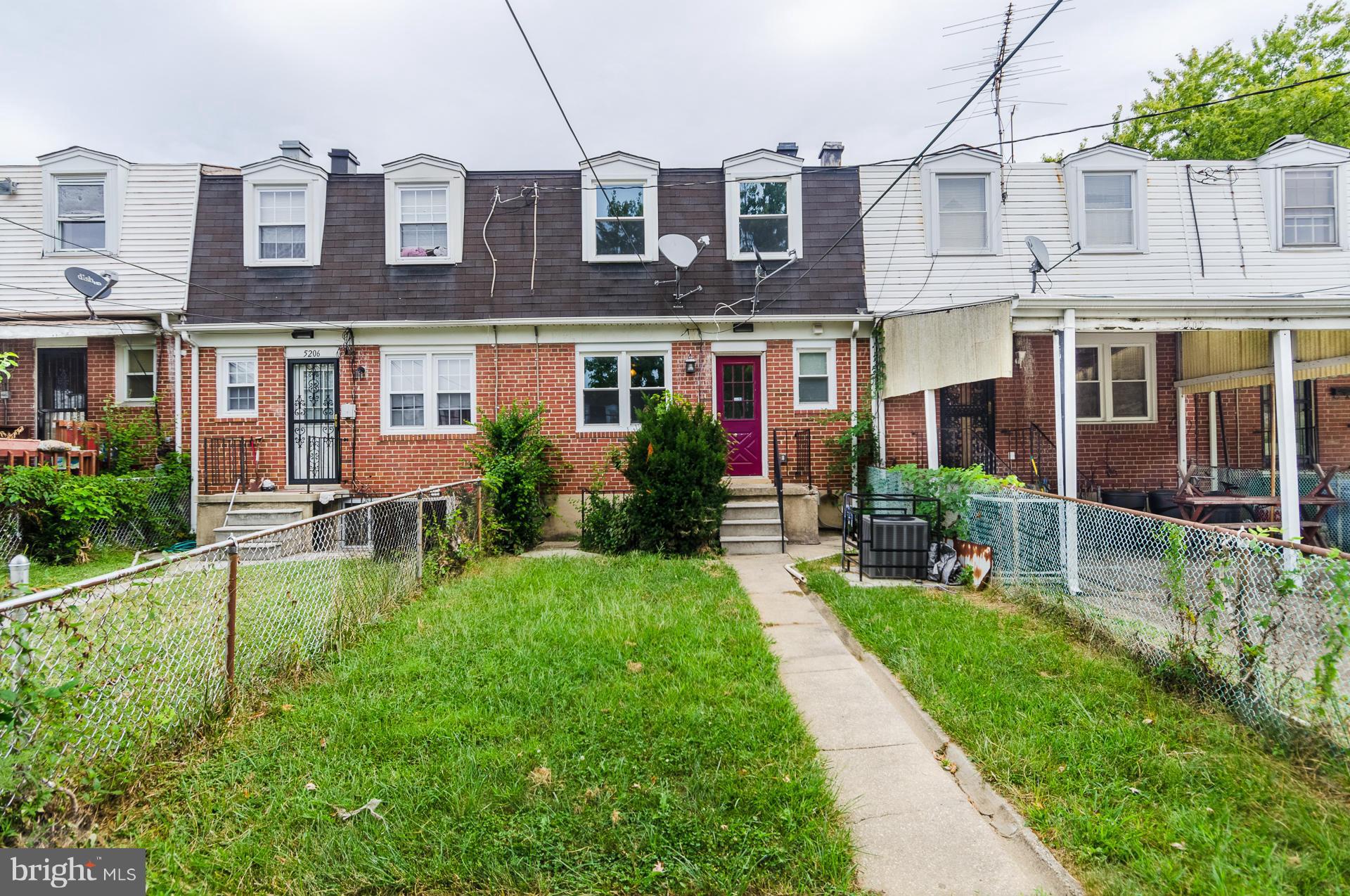 5204 Darien Road Baltimore, MD 21206 - Photo 25 of 27 Exterior (Front)