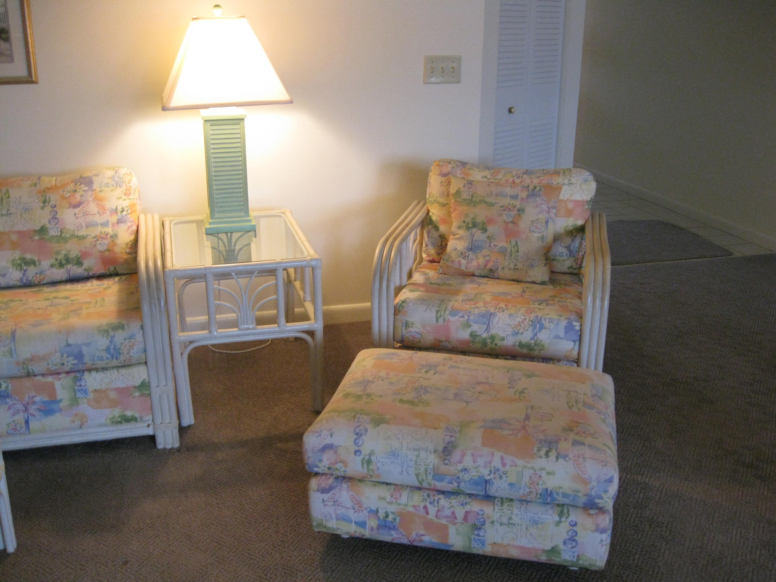 275 Palm Avenue, Unit A205 Jupiter, FL 33477 - Photo 3 of 14 IMG_0543