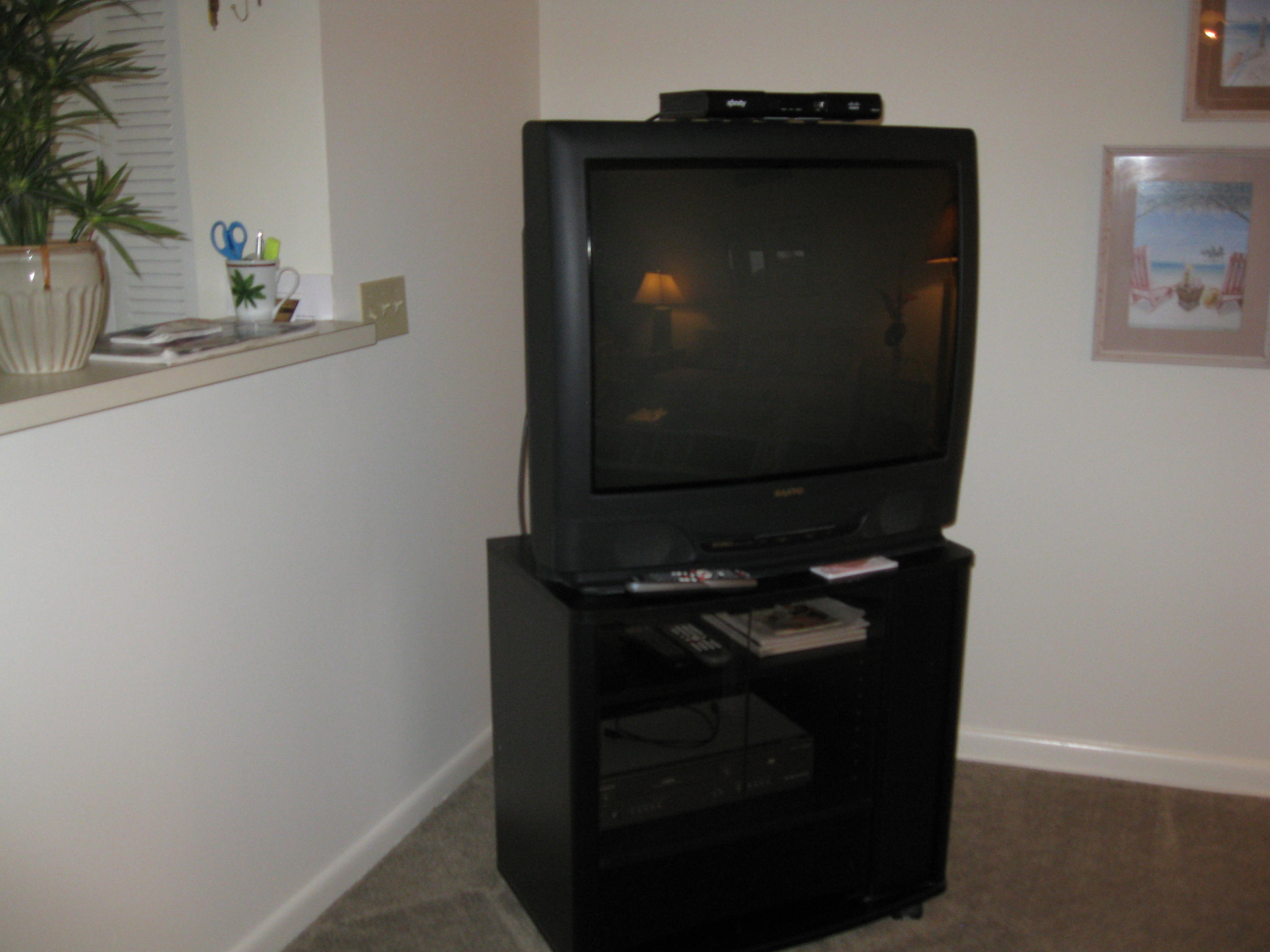 275 Palm Avenue, Unit A205 Jupiter, FL 33477 - Photo 6 of 14 IMG_0541