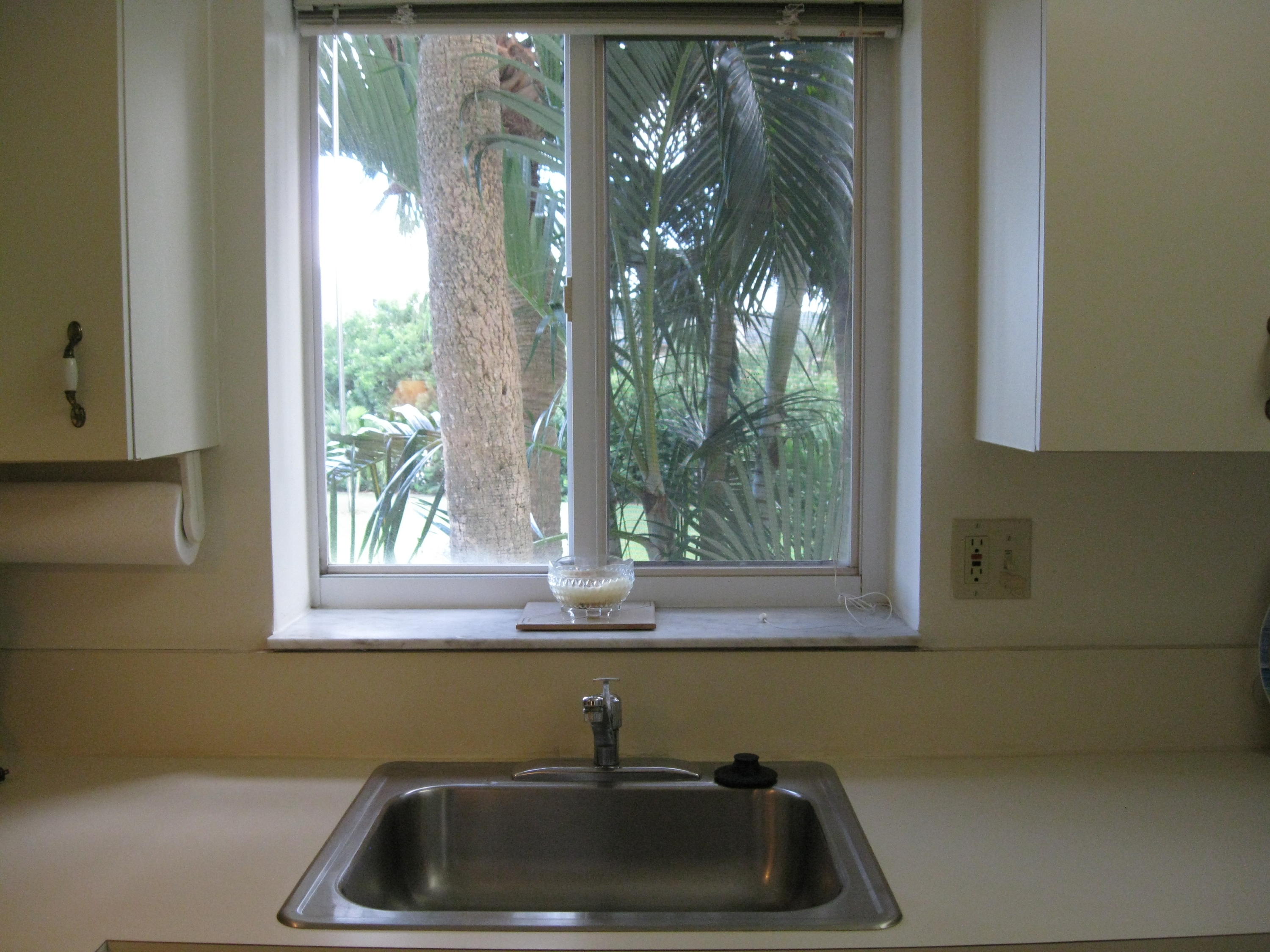 275 Palm Avenue, Unit A205 Jupiter, FL 33477 - Photo 7 of 14 IMG_0539