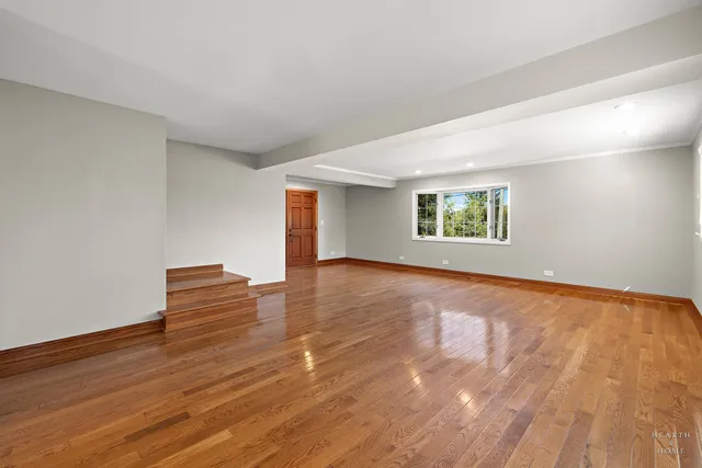 $395,000 | 25721 West Lakeview Avenue, Wauconda, IL 60084