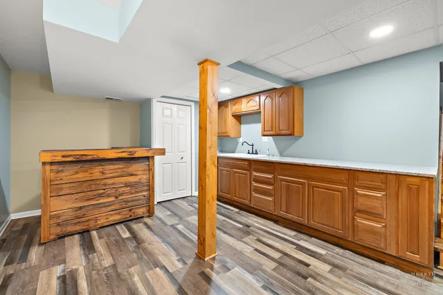 $395,000 | 25721 West Lakeview Avenue, Wauconda, IL 60084