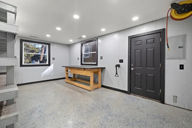 $395,000 | 25721 West Lakeview Avenue, Wauconda, IL 60084