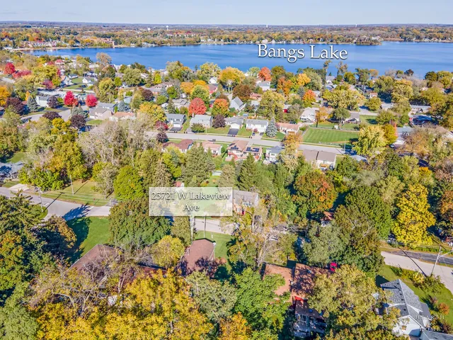 $395,000 | 25721 West Lakeview Avenue, Wauconda, IL 60084