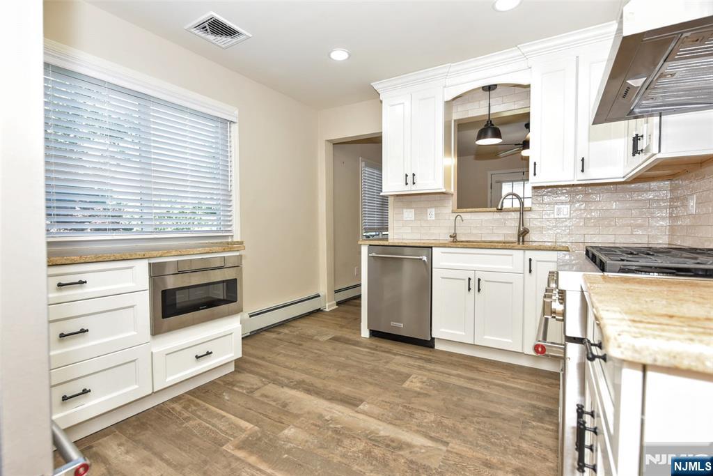 24 Maple Avenue, Unit 2 Waldwick, NJ 07463 - Photo 6 of 28