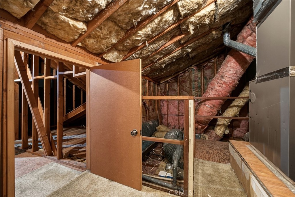 5872 Shaker Drive Riverside, CA 92506 - Photo 55 of 74 Attic space