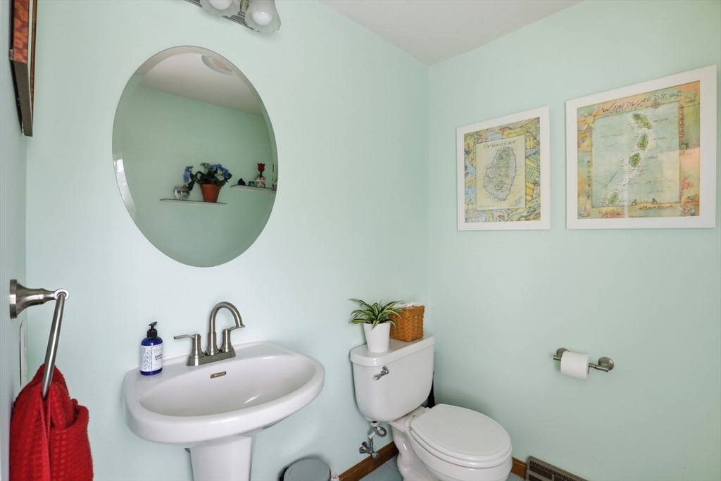 60 Old Farm Road Bridgewater, MA 02324 - Photo 19 of 42