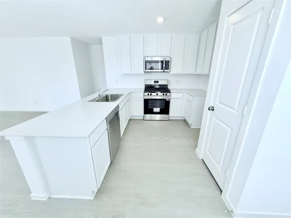 $2,200 | 7730 Lavender Jade Drive, Rosharon, TX 77583