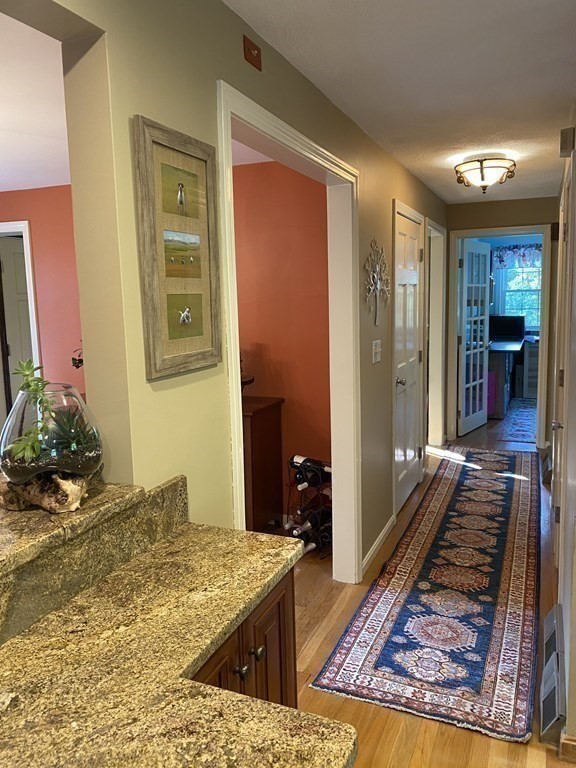 219 Irondequoit Road Franklin, MA 02038 - Photo 11 of 29 Gallery Image 11