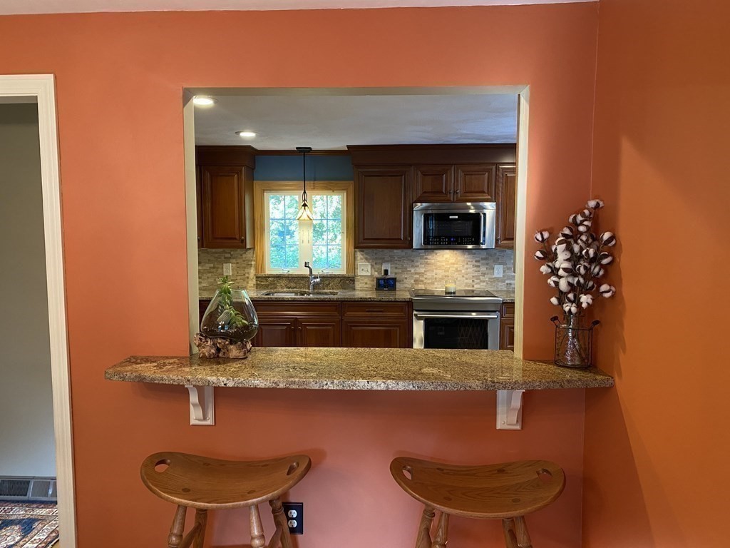 219 Irondequoit Road Franklin, MA 02038 - Photo 15 of 29 Gallery Image 15