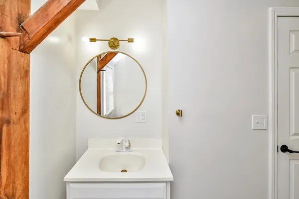 $1,550 | 21 Park Street, Unit 2R, Haverhill, MA 01830