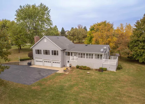 $389,000 | 26-58 Blackwood Court, Lake Carroll, IL 61046