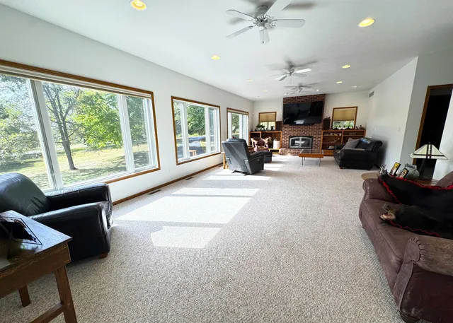 $397,000 | 26-58 Blackwood Court, Lake Carroll, IL 61046