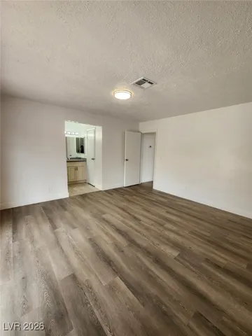 $2,575 | 1823 Niblick Circle, Las Vegas, NV 89142