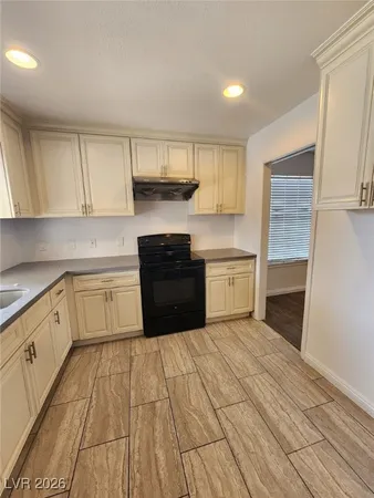 $2,575 | 1823 Niblick Circle, Las Vegas, NV 89142