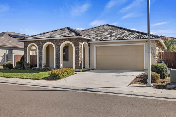 $839,000 | 1894 Trulyn Avenue, Manteca, CA 95337