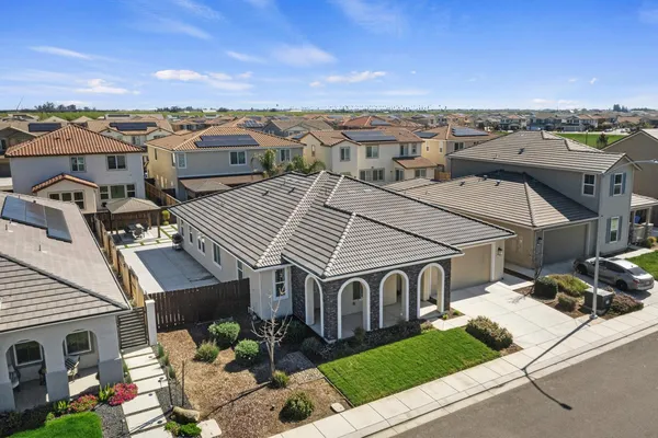 $839,000 | 1894 Trulyn Avenue, Manteca, CA 95337