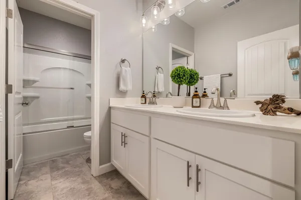 $839,000 | 1894 Trulyn Avenue, Manteca, CA 95337