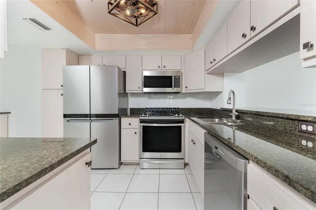 $225,000 | 12144 Southwest Egret Circle, Unit 1604, Lake Suzy, FL 34269